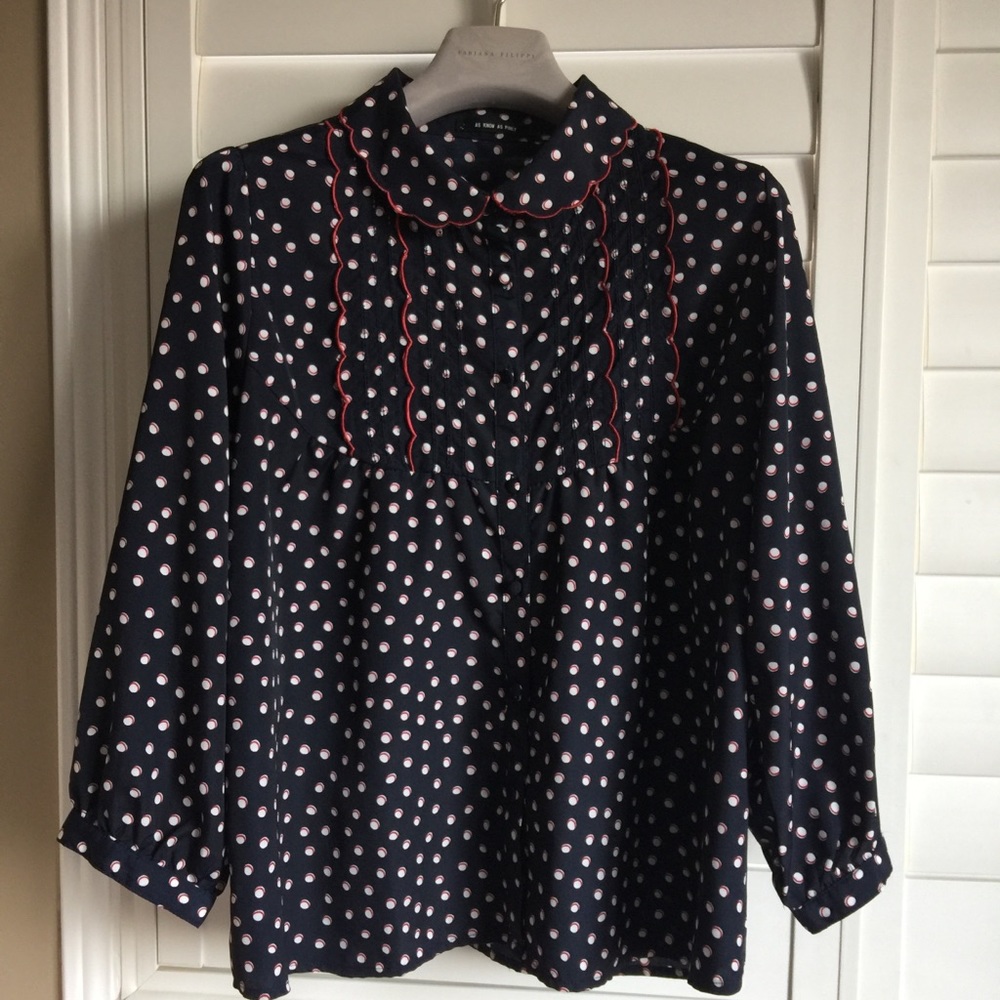 Adorable Navy blue 3/4 sleeves button down blouse